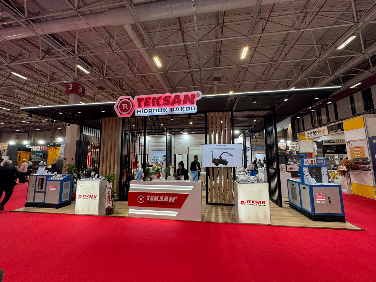 Ahşap Stand Tasarımı ve Fuar Yapı Uygulaması